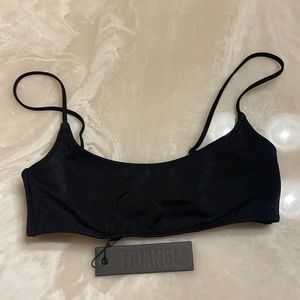 Triangl Mica - Ebony Black Top